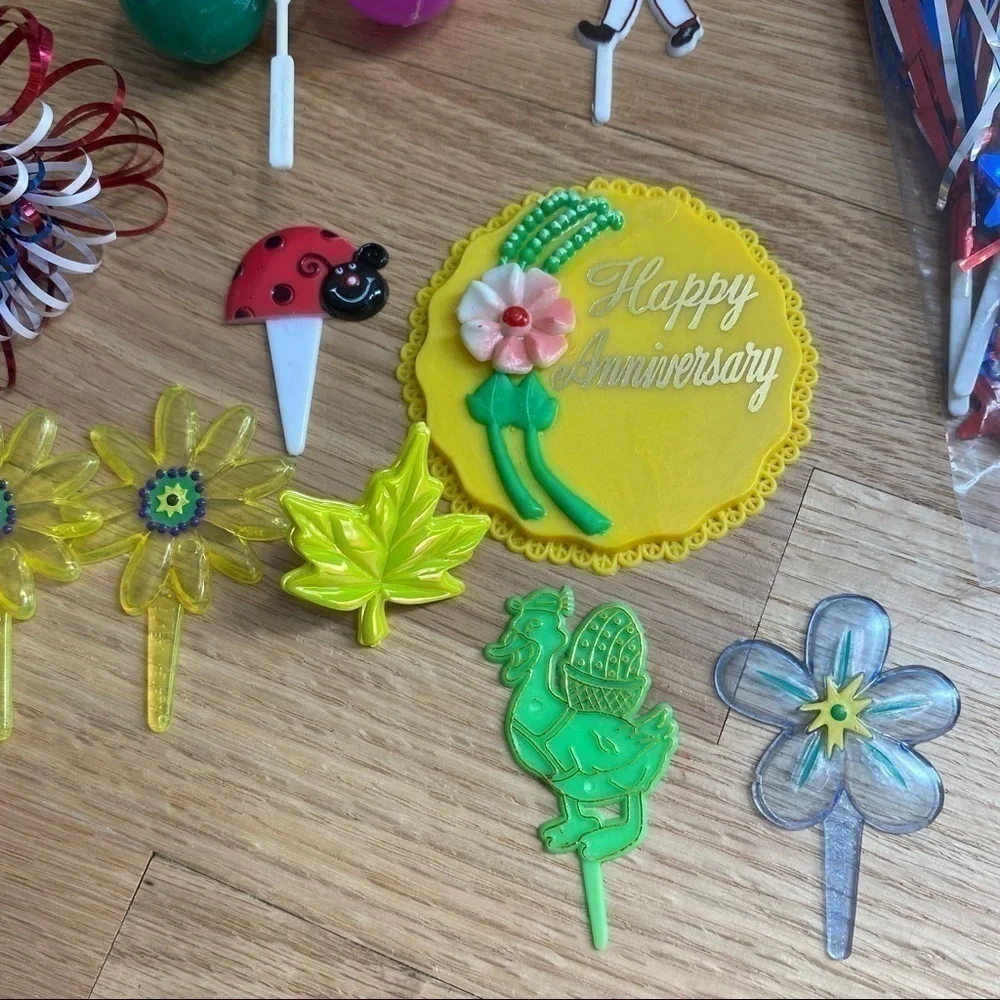 Vintage cake decorations